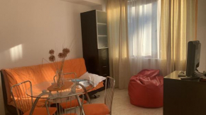 Stamopolu studio 12